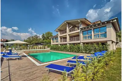 3 Bedroom Apartment in Colico Piano