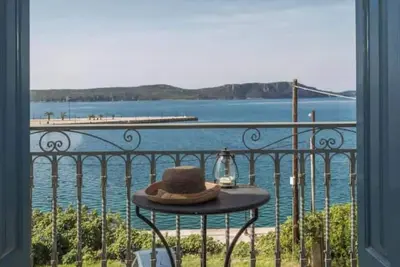 Image de Belle villa de vacances au cœur du village de Pylos