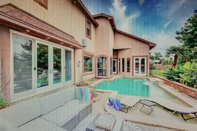 Image de Waterfront home, Private Pool, private dock, 30 min from 5 star resort,