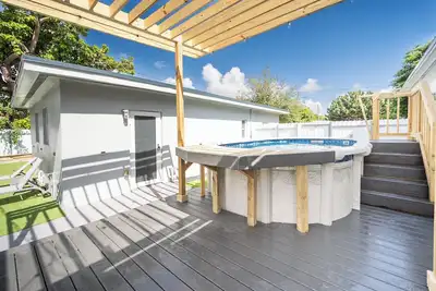 Image de Cozy Hollywood Retreat /Up to 6 G& Free Parking!