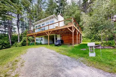 Image de Robin's Perch | House in Townshend with mountain view & hot tub