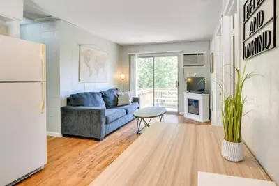 Image de Kimberling City Cabin w/ Boat Slip, Deck & Pool