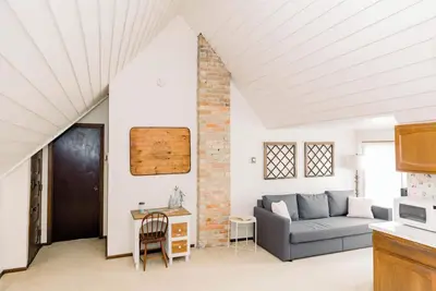 Image de Mins to Local Shops, Brewery & More! Downtown 1br Suite! \n