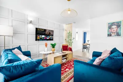 Image de 2 Bedroom House - Parking - Garden