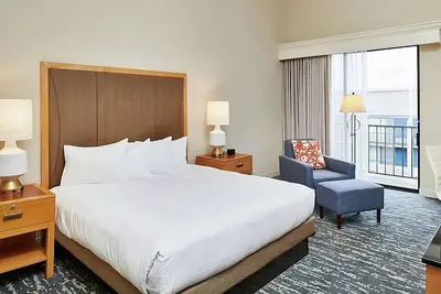Image de Breath of Fresh Air! Balcony, Pets Allowed, Swimming Pool, Near Union Square
