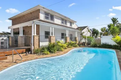 Image de Beach House with Pool at Copacabana