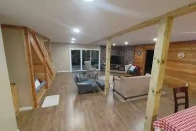 Image de The Getaway Cabin W\/ Indoor hot tub and sauna. \n