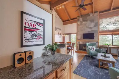 Image de ~New~ Mountain Feel Northstar Condo