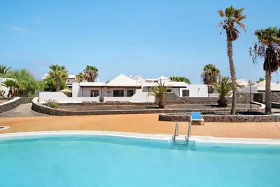 Image de Maison de vacances 'Casa Alisei' avec vue sur les montagnes, piscine partagée et Wi-Fi