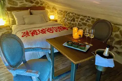 Image de Nuitée romantique avec bain nordique privatif!