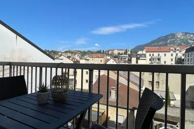 Image de Studio lumineux avec balcon et parking - Animaux acceptés