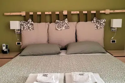 Image de Room 101. . . Romantic Room