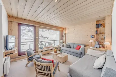 Image de 20m du centre station, vue montagne, télévision, casier à ski, 80m², Tignes