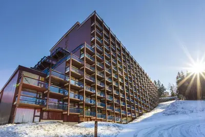 Image de 50m du centre station, 9ème étage, balcon, télévision, 28m², Les Arcs