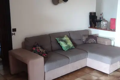 Image de Appartement rez de chaussée d'une villa avec piscine