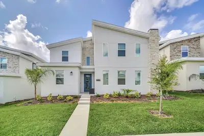 Image de Ultimate 9 Champions Gate Resort Property with Spa and Pool