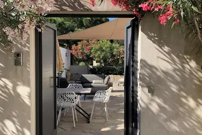 Image de Superbe Duplex En Ville Avec Jardin Et Piscine Privee