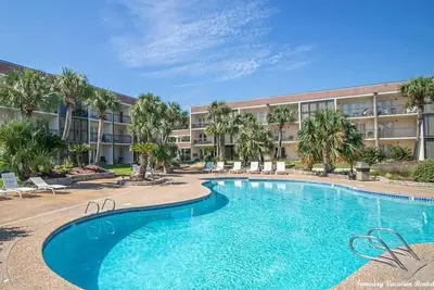 Image de \"Relaxing Stay with Comfort, Style, and Gulf Views-Good Vibes Condo in Biloxi! \"