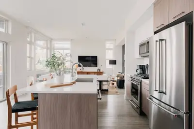 Image de Rhythm of Night | Espadin LoHi