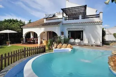 Image de Villa 'by the Beach 5 Bedrooms' With Sea View, Wi-fi and Air Conditioning