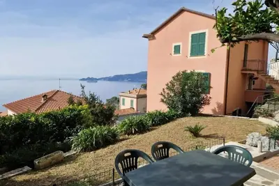 Image de Panoramic garden on the sea, a corner of Liguria