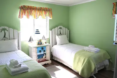 Image de Point Emerald Villas B101 - Oceanside condo in Emerald Isle