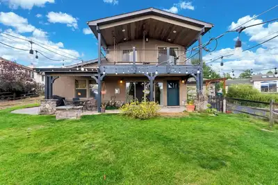 Image de Relaxing Authentic Colorado Retreat w/ Chic Art, 5 min to Usafa & Amenities