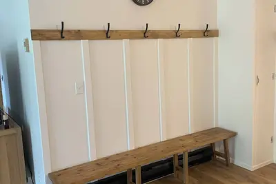 Image de Newly renovated 2 bed/2 bath condo. Great location. Midterm stays only.