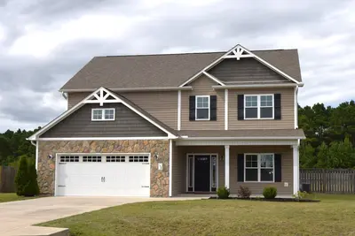 Image de Beautiful house in highly sought-after neighborhood of Peytons’ Ridge, Hubert