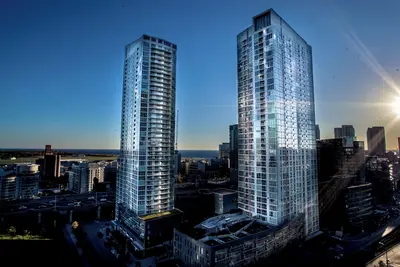 Image de Awesome Lake-view 2bdrm+parking