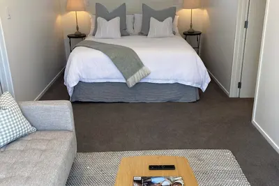 Image de Bay Tree Cottage - Relax with family, friends and pet.