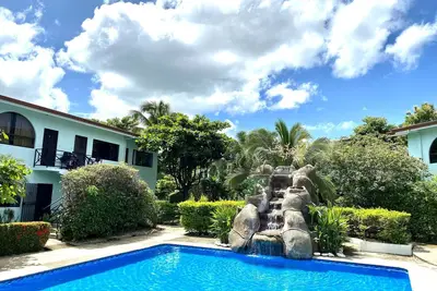 Image de Newly remodelled 1bed at Turquoise Condominiums