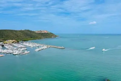 Image de Marina and Ocean View Apt/Pool/Balcony/Wi-Fi