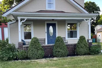 Image de The Perfect Location! ! Cozy Cottage in Grand River Valley's Wine Country!