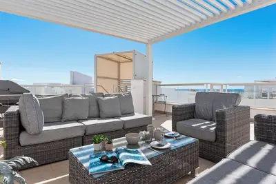 Image de Modern apartment in San Pedro by Costarentals - M34