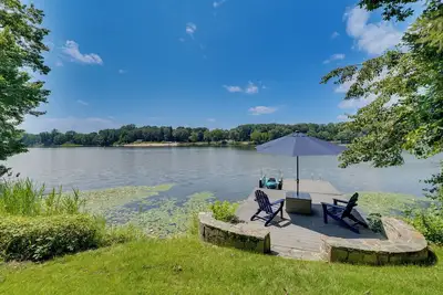 Image de Lakefront Brewster Vacation Rental w/ Private Dock