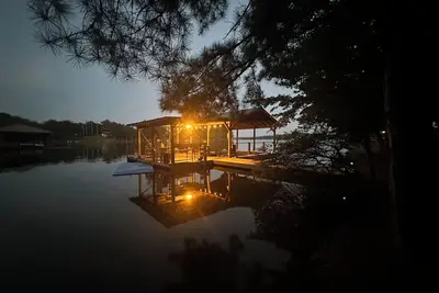 Image de Cozy Lake Wedowee Home with Private Dock, 2 slips and 100 ft of lake frontage