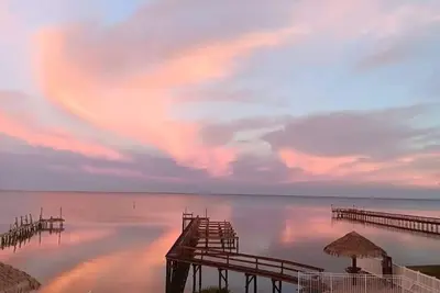 Image de Paradise on Copano Bay ~ Complementary Kayaks ~ Pier and Pool