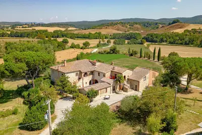 Image de Tower- Chiarne Lovely Flat with Panoramic Terrace!