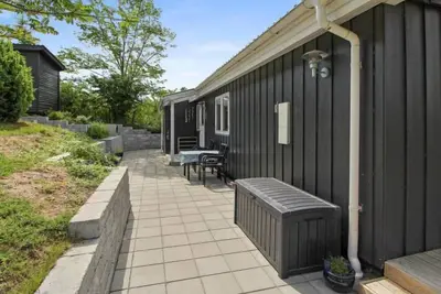 Image de \"Safir\" - 800m from the sea by Interhome