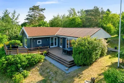 Image de \"Amai\" - 1. 5km from the sea by Interhome