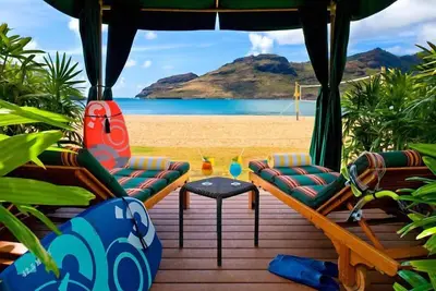 Image de 3 Big Rooms w/ Balconies Close to Wailua Falls! Beachfront Location w/ Pool!