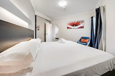 Image de Comfy Lakeside 1-Bed with Secure Parking