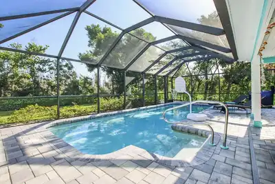 Image de She Sells ~ Sanibel Island vacation home, completely updated and very spacious