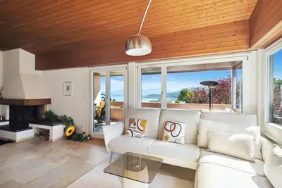Image de Luxury loft on Lake Zurich with garden & lake view