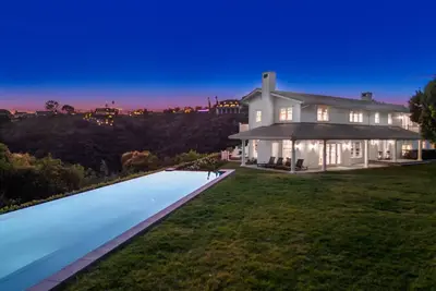 Image de Stradella Hideaway - A Perfect Luxury Hideaway for the Bel Air Lifestyle