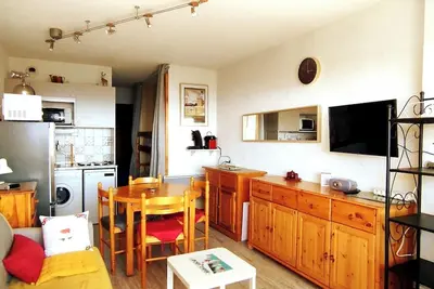 Image de studio cabine Font Romeu avec vue sur montagne 5 minutes centre ville