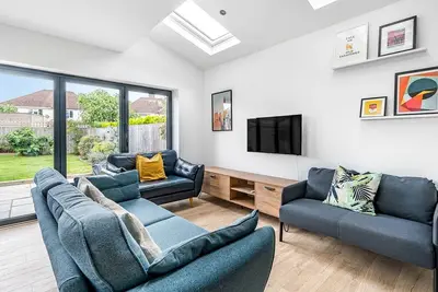 Image de Pass the Keys | Stunning Modern 4 Bed with Parking and Garden