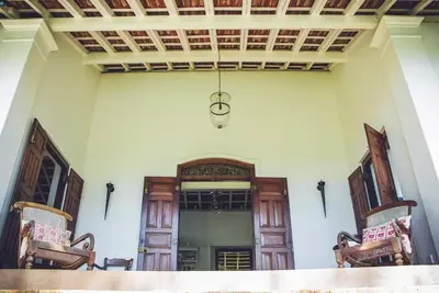 Image de Experience a night in a Dutch Colonial House