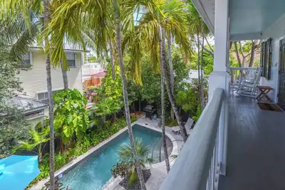 Image de \"Paradise Found\" in Historic Key West